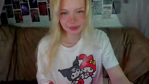 Alysa   7GMT  online show from July 25, 5:22 pm