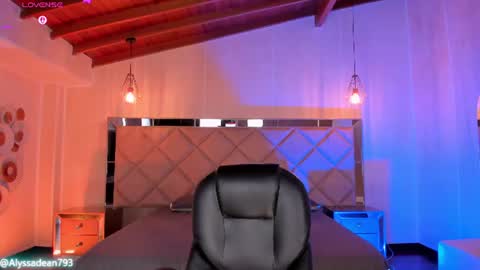 Aly  online show from July 28, 3:21 pm