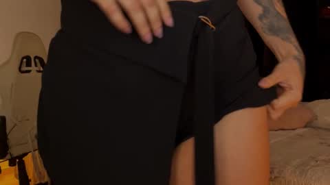 Snapshot of amaabily chatting on October 8, 11:10 pm amaabily online show from October 8, 11:10 pm