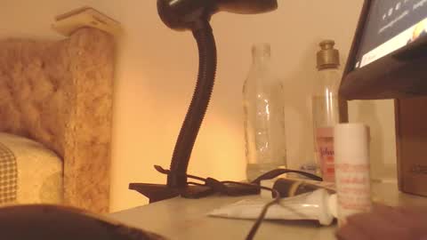 valentia online show from November 6, 2:47 am