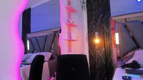 amaia_a online show from June 22, 7:32 pm