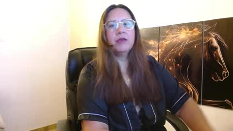 AMALIA online show from April 5, 7:05 am