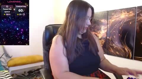 AMALIA online show from February 14, 7:16 pm