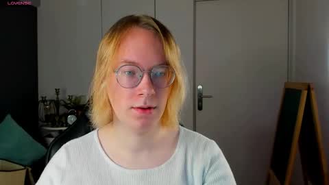 Hi im Amanda online show from November 23, 9:51 am