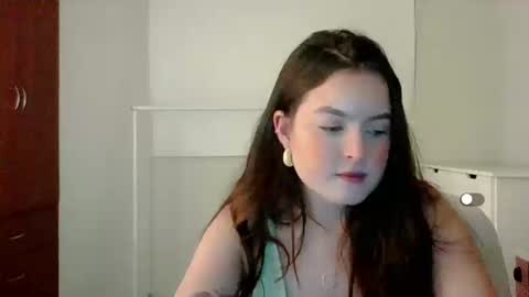 Snapshot of amanda_callum_ chatting on September 17, 11:08 pm Katha online show from September 17, 11:08 pm