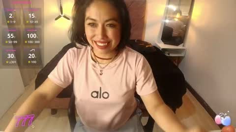 AMANDA FOX online show from March 25, 9:10 pm