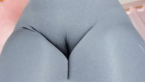 Amanda Marcuzzi  online show from October 25, 12:27 pm