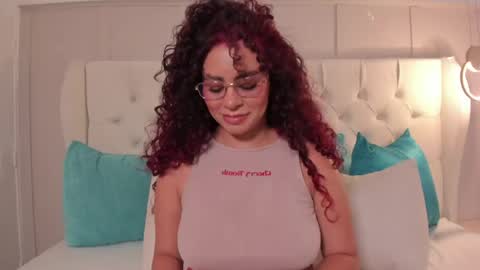 Amanda Rios online show from June 1, 10:00 pm