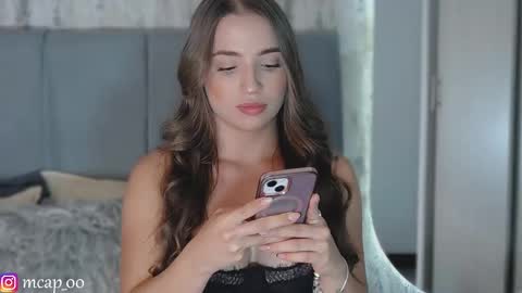 Amanda online show from February 10, 11:45 pm