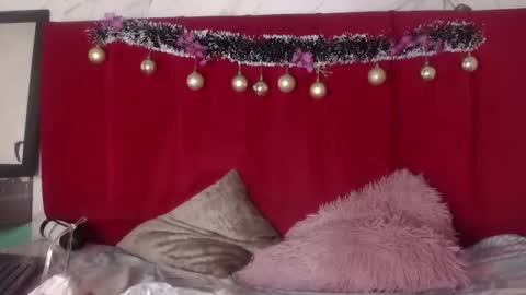 amandacanelacm101 online show from December 19, 5:14 am