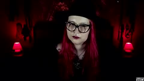 Goddess Amanita online show from July 16, 2:20 pm