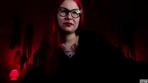 Goddess Amanita online show from September 30, 1:32 pm