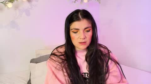 Amara Vega  online show from February 26, 8:50 am