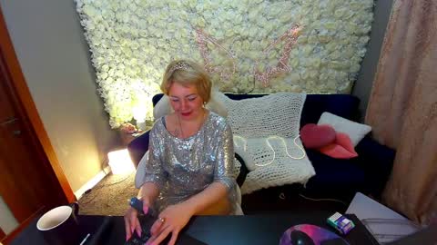 Sofia online show from April 10, 7:40 pm