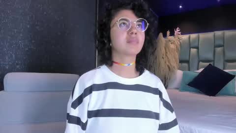 Emily online show from March 5, 3:07 pm