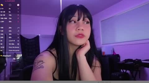 leash online show from March 18, 1:55 am