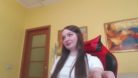 amazing_agness online show from January 18, 8:45 am