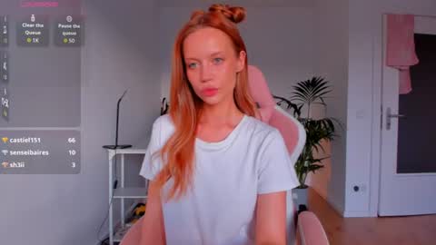 Roxy online show from June 21, 7:42 pm