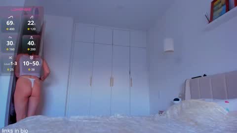 Roxy online show from October 9, 5:57 am