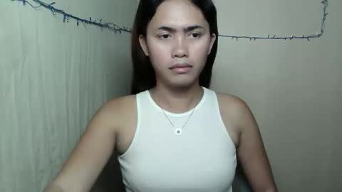 YELLA online show from October 17, 9:35 am