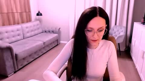 Izza online show from March 30, 12:49 pm