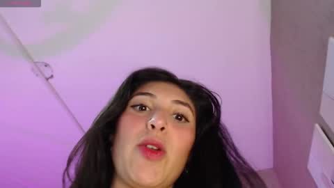 Laura online show from November 14, 9:16 pm