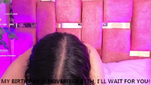   online show from November 18, 6:44 pm