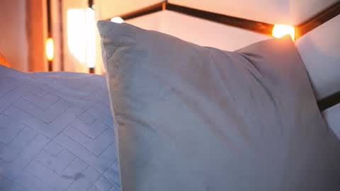 Julieta  online show from February 11, 1:37 pm