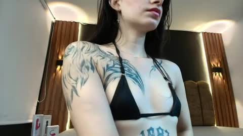AMBAR LEE online show from July 13, 1:04 pm