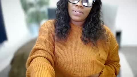 Amoya online show from October 31, 4:40 pm