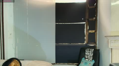 Ambar Ross online show from February 18, 7:19 pm