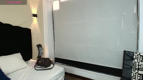 Ambar Ross online show from October 18, 7:18 pm