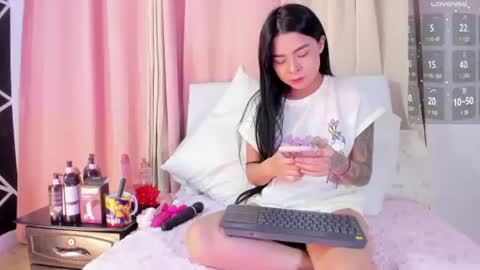 Ambar  online show from June 13, 9:09 am