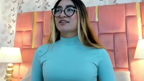 AmbarSantany  online show from November 3, 10:11 pm