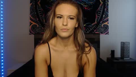 Amber online show from February 6, 2:58 pm