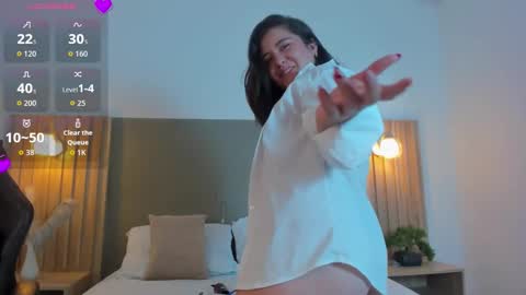 A M B E R online show from November 24, 9:02 pm