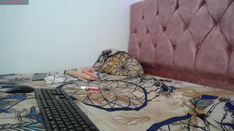 amber_love22 online show from December 16, 7:54 pm