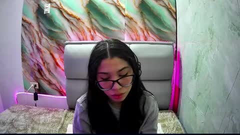 Amber Jeong online show from January 29, 11:04 pm