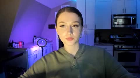 amberkinsley online show from March 14, 6:28 am