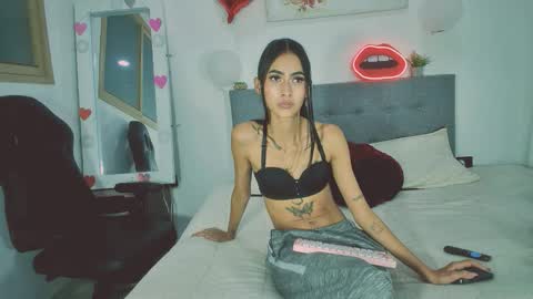 Amber  online show from March 6, 10:20 pm