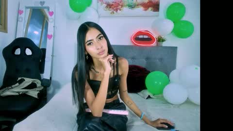 Amber  online show from March 19, 8:03 pm