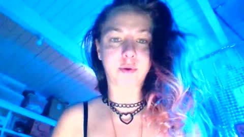 ambionce online show from April 8, 5:54 am