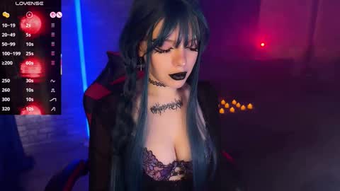 Amelia Aley  online show from October 12, 10:08 am