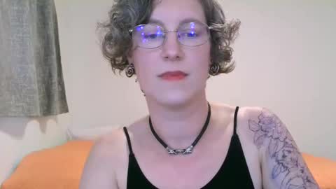 Ameliaishka online show from April 11, 9:19 pm