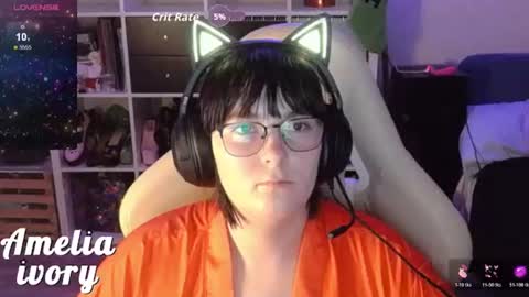 ameliaivory online show from July 17, 6:26 am
