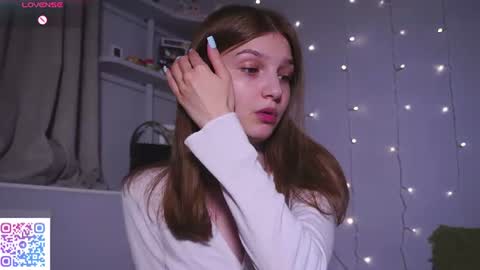 Amelia online show from July 27, 7:11 pm