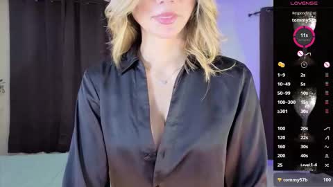 Isabella online show from February 23, 3:09 am