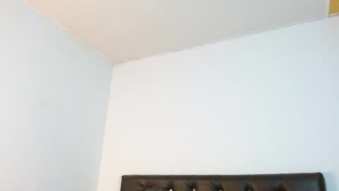 Ameliejoness  online show from April 16, 9:50 pm