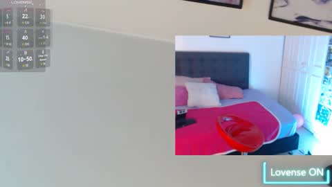 Amelie  online show from March 13, 6:11 pm