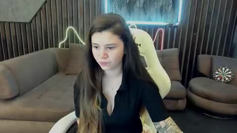 amellymillyy online show from September 20, 12:41 pm